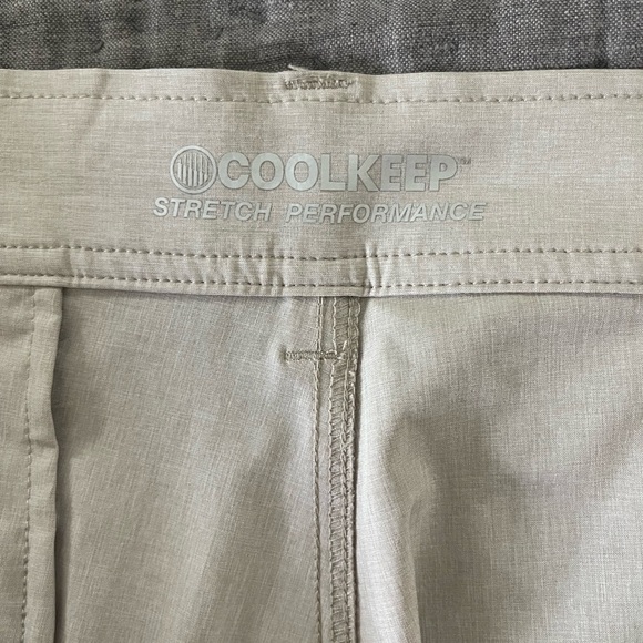 Coolkeep Classic Men's Khaki Tan Flat Front Performance Wear Shorts Size 42 - Picture 4 of 8